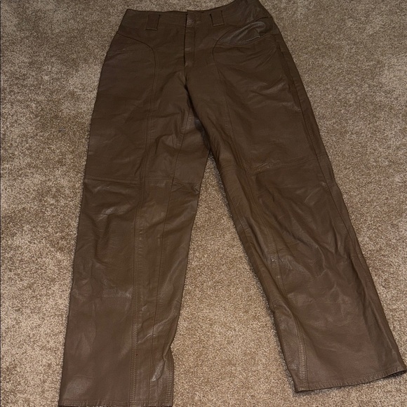 Pseudonyms Pants - Women's Brown Vintage Straight Leg Leather Pants - size 10. B8